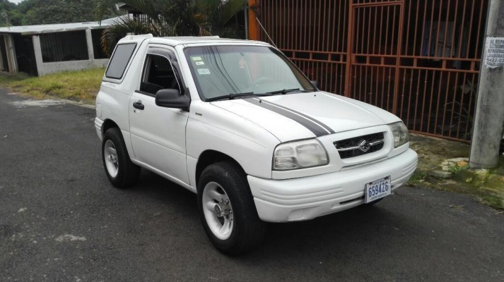 Chevrolet Tracker
1999 - 52 000 km