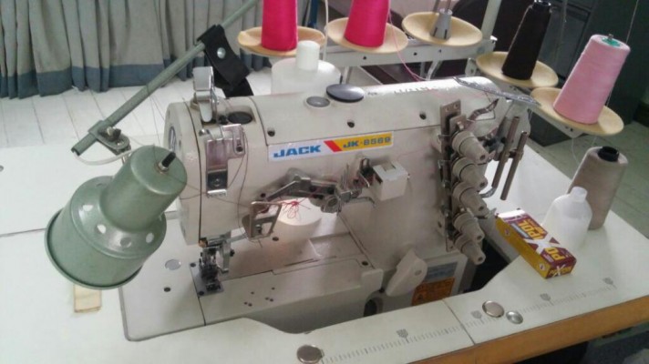 Máquinas y productos de costura