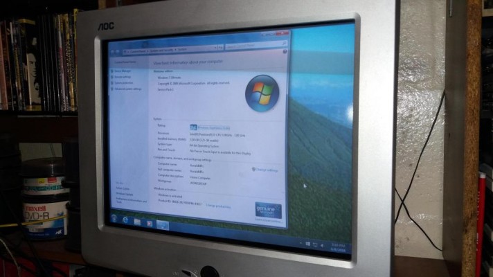 Computadora de escritorio Pc. CPU, Monitor, Teclado y mouse inalámbrico